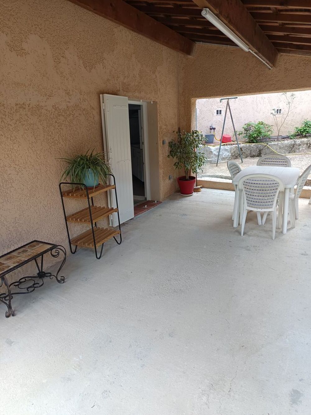 Location Maison Maisonnette 34m² Terrasse & Parking (Studio + chambre) Châteauneuf-le-rouge