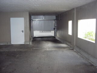  Parking / Garage à louer 15 m² Le pontet