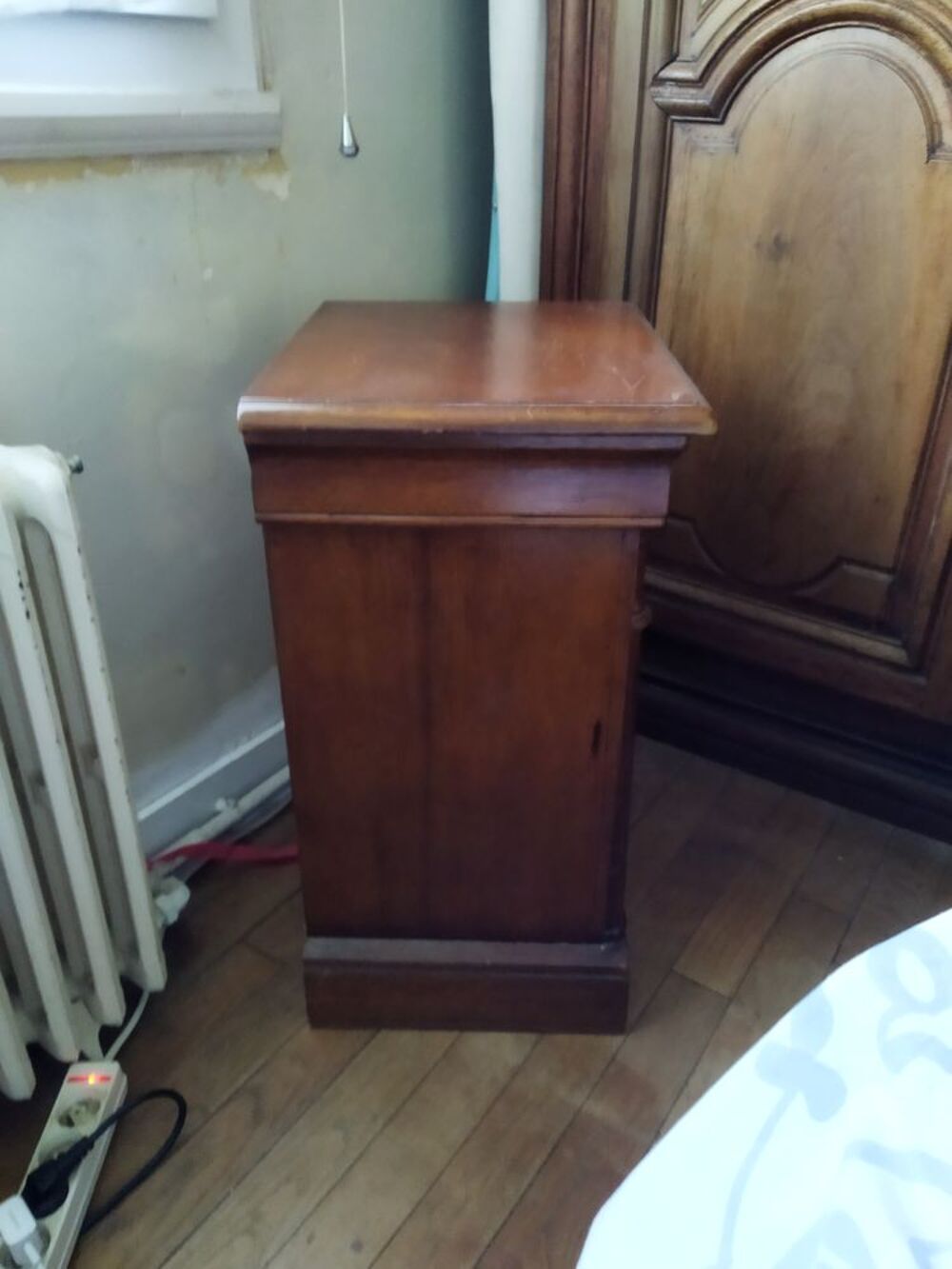 Table de nuit Meubles