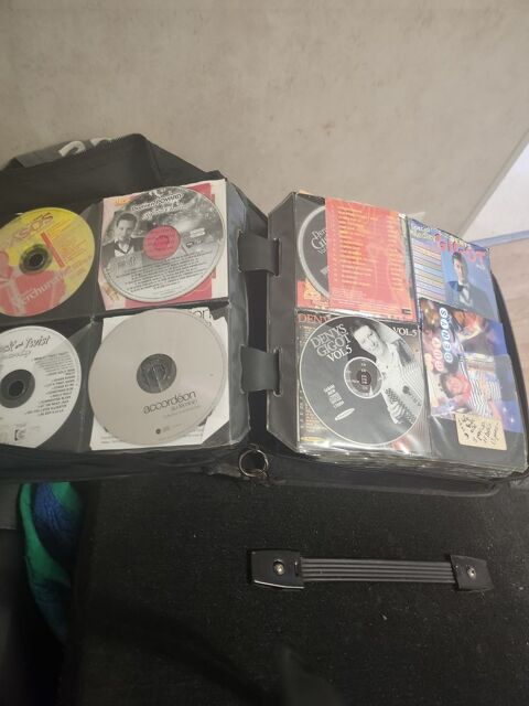 MUSIC DANCE 850 CDS 2000 Talant (21)