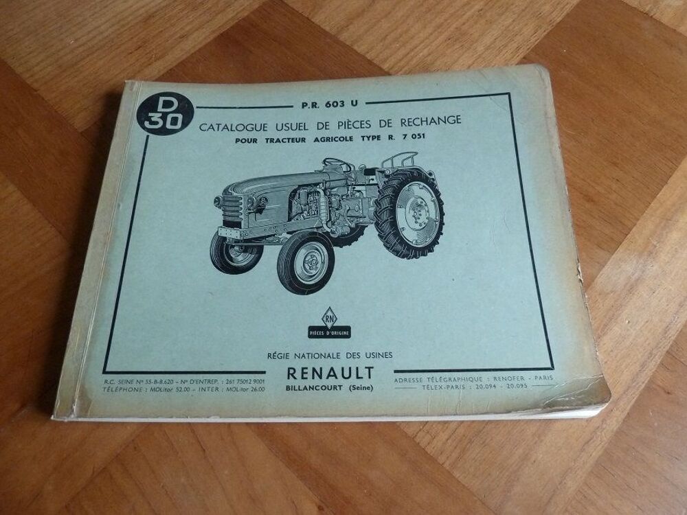 Catalogue de pi&egrave;ces d&eacute;tach&eacute;es pour tracteur RENAULT Livres et BD