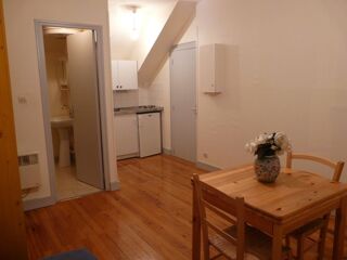  Appartement à louer 1 pièce 25 m²