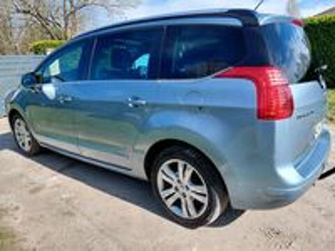 5008 2.0 HDi 150ch FAP BVM6 Business Pack 7pl 2010 occasion 17150 Mirambeau