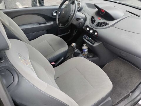 Renault twingo ii Twingo 2 1.2 essence - 114 000 km d'orig