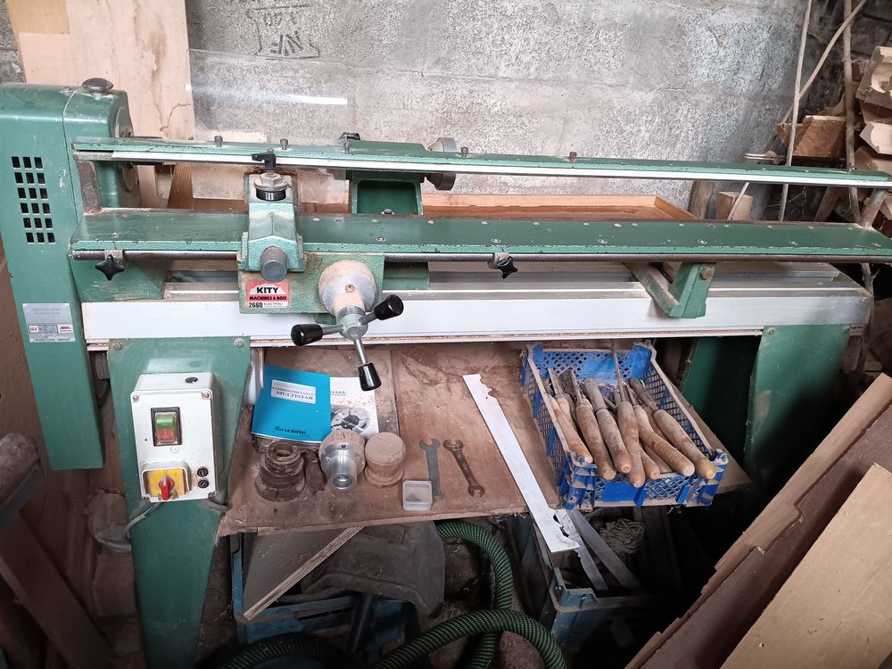   Tour à bois sur pied kity 