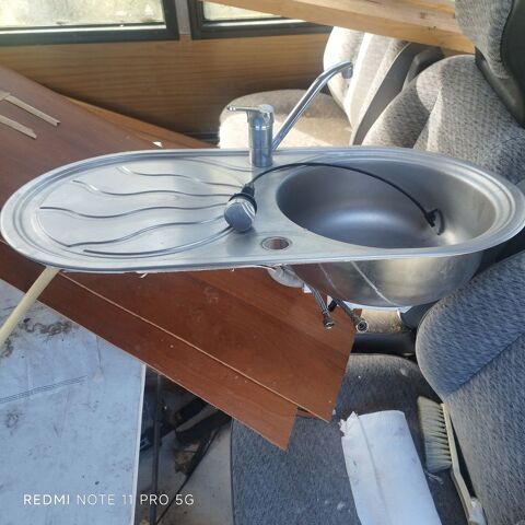 Pi&egrave;ces et &eacute;quipements Caravaning Pi&egrave;ces et &eacute;quipements Caravaning  occasion Plo&euml;rmel 56800