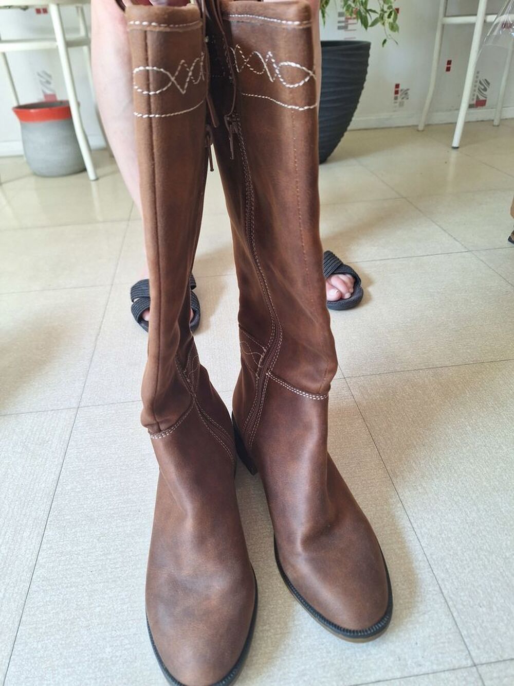 BOTTES POUR FEMME COULEUR MARRON Chaussures