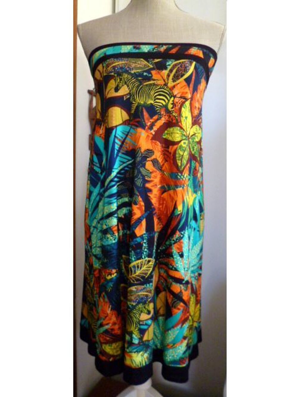 ROBES l&eacute;g&egrave;res, JUPES , chemisiers - TU, XS, 42 , 44, ...zoe Vêtements