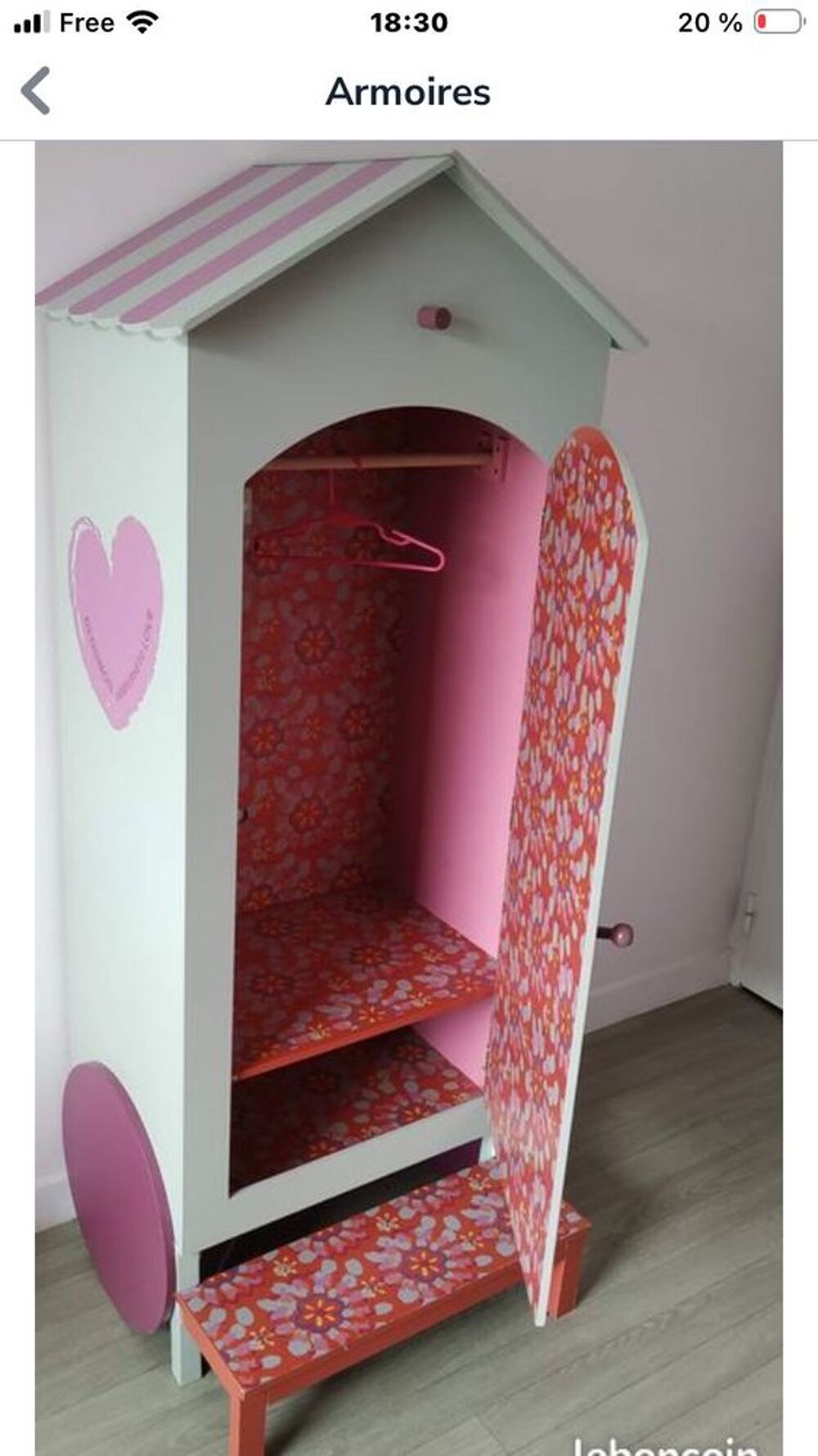 armoire cabine Meubles