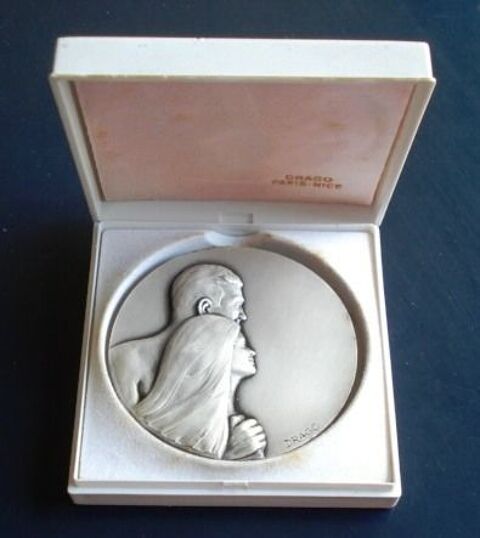 Médaille très moche mais pas chère 4 Monnetier-Mornex (74)