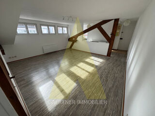  Appartement à louer 2 pièces 37 m²