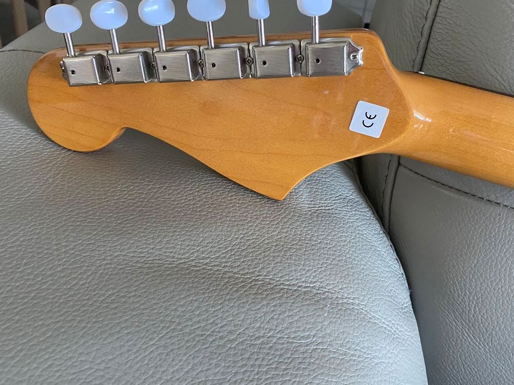 Guitare &eacute;lectro acoustique Sonoran SCE black Fender Instruments de musique