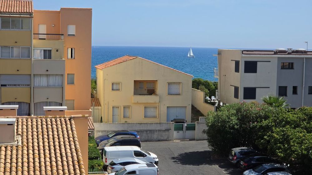 Vente Appartement LE CAP D'AGDE: T2/mezzanine avec parking, climatisation ascenseur dernier étage. PISCINE Le cap d agde