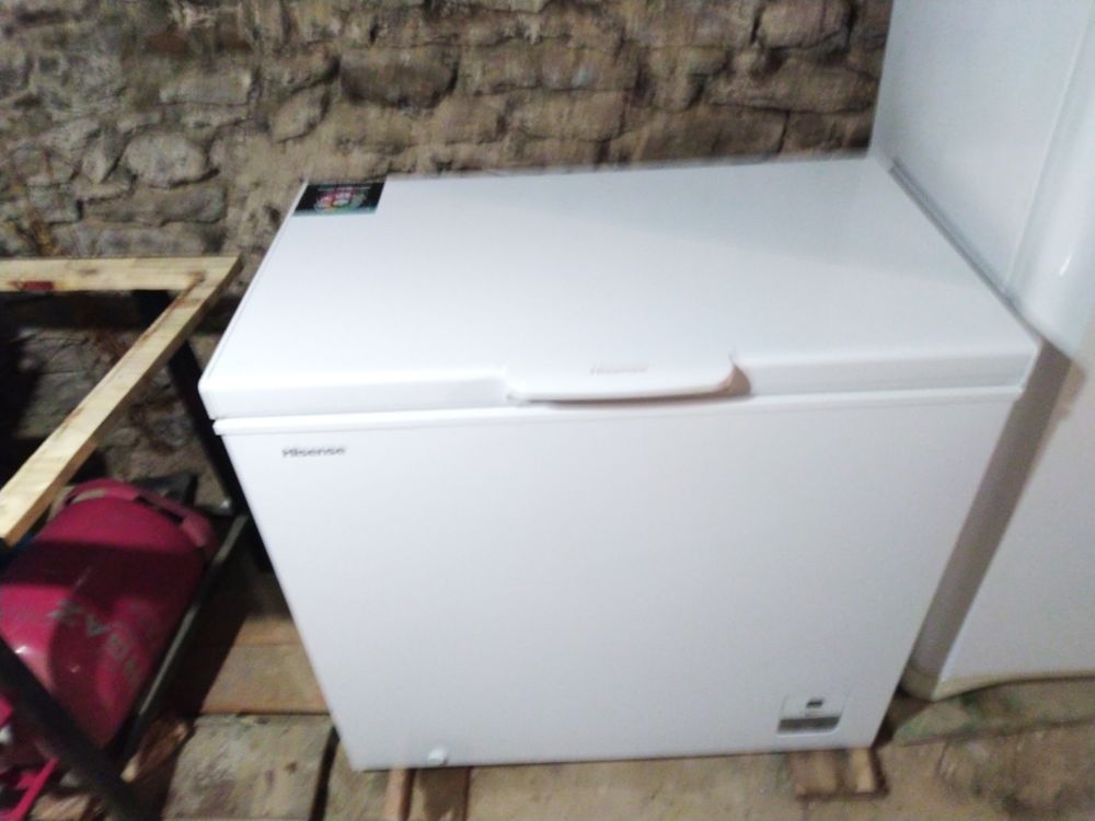 congelateur coffre hisense 182l de dec 2022 tre bo etat Electroménager