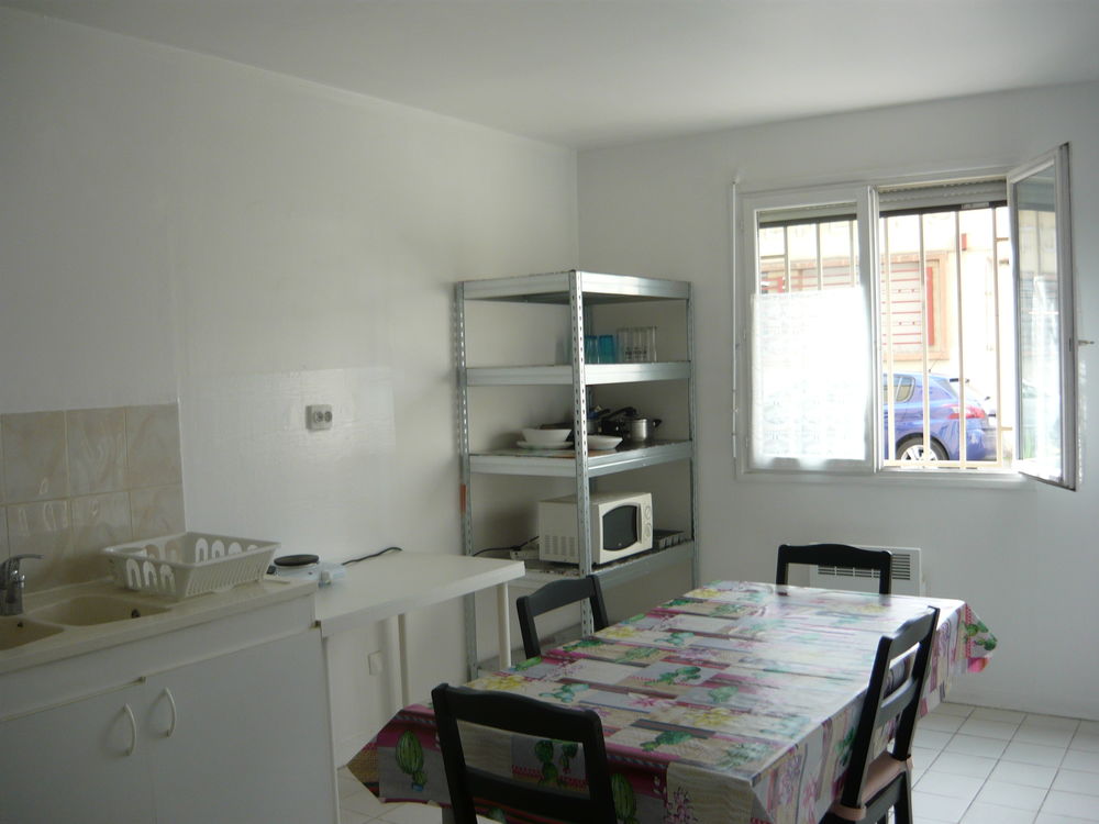 Location Appartement avec Parking ETUDIANTS ou autre Garant signe distance Lyon 6