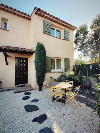  Maison  vendre 3 pices 66 m Frjus