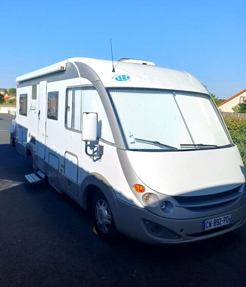 B&Uuml;RSTNER Camping car 2007 occasion La Tessoualle 49280