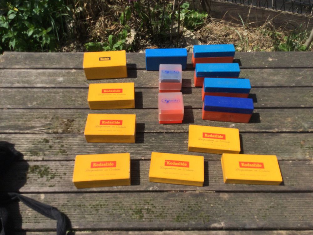 Boites rangement diapositives - Lot de 14 Photos/Video/TV
