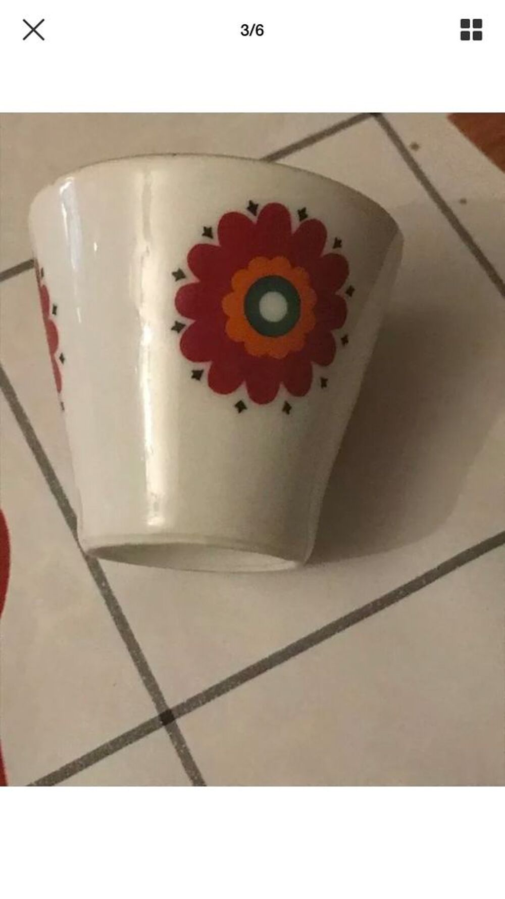 lot de 6 tasse anciennes en porcelaine Décoration