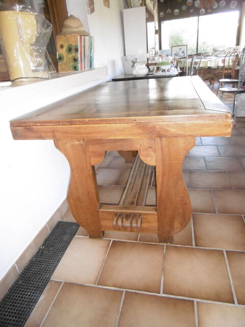 table rustique 120 Le Chaffard (38)