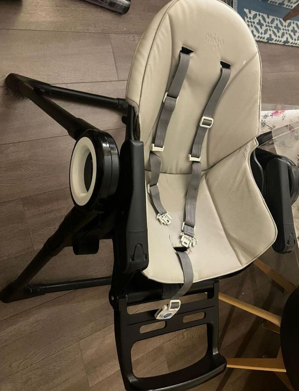 Chaise haute Meubles
