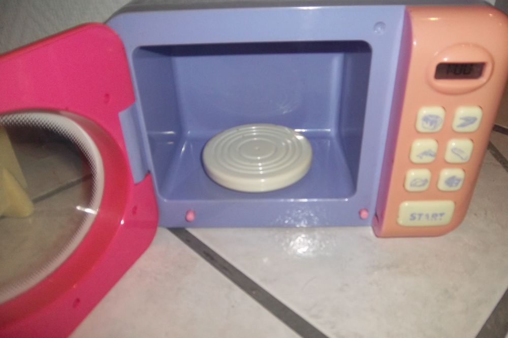 Micro ondes Playgo rose Jeux / jouets