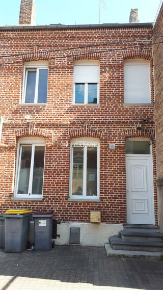  Maison  louer 5 pices 70 m