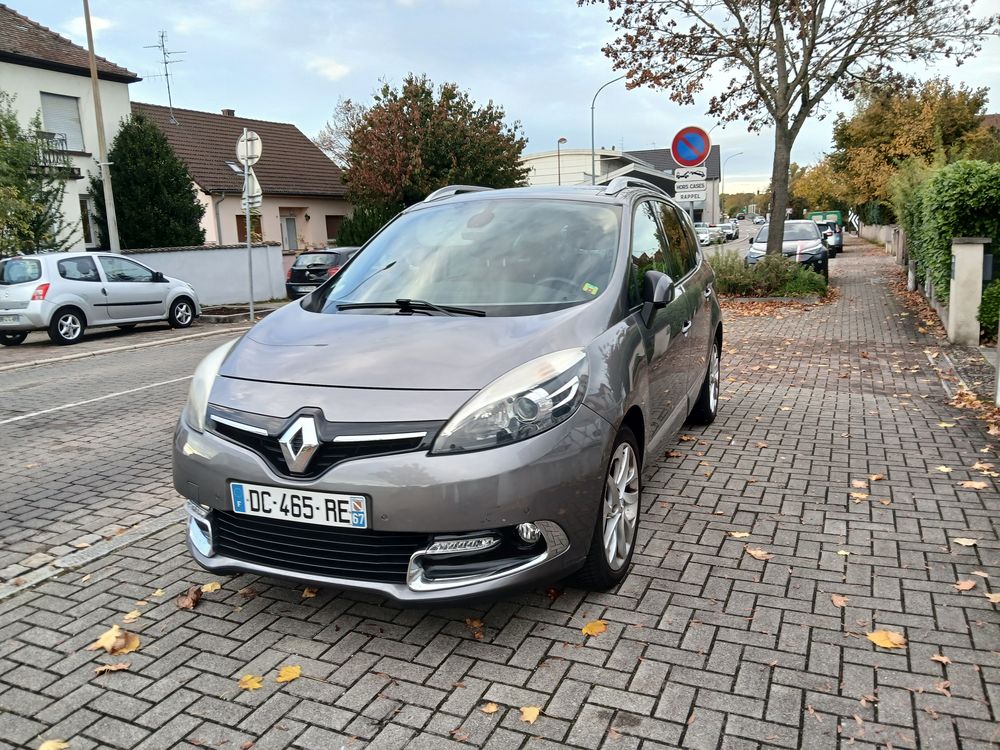 Grand Sc&eacute;nic III Grand Sc&eacute;nic dCi 130 Energy FAP eco2 Bose 7 pl 2014 occasion 67460 Souffelweyersheim