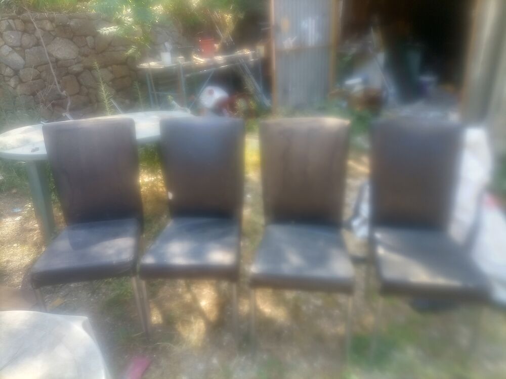 LOT 4 chaises salle a manger Meubles
