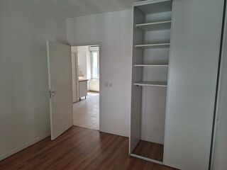  Appartement à louer 3/4 pièces 64 m² Grenoble