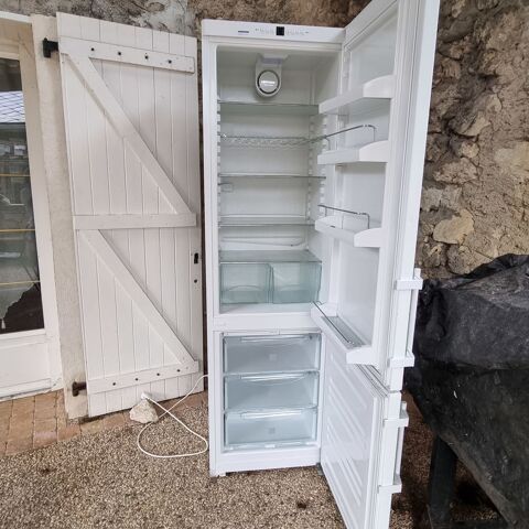 Refrigerateur congelateur  400 Ceyzrieu (01)