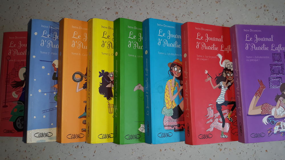 Le journal d'Aur&eacute;lie Laflamme, 8 tomes Livres et BD