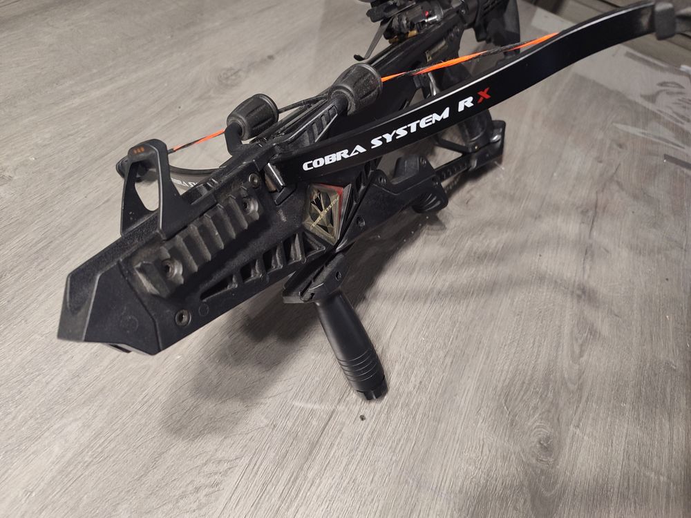 Arbal&egrave;te cobra r9 avec accessoires Sports