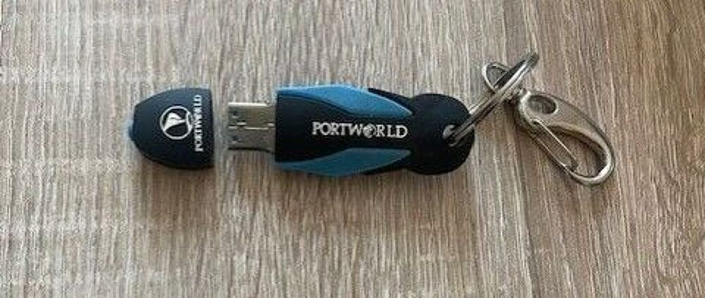 Cl&eacute; USB - Portworld (Capacit&eacute; 58,5 Go Matériel informatique