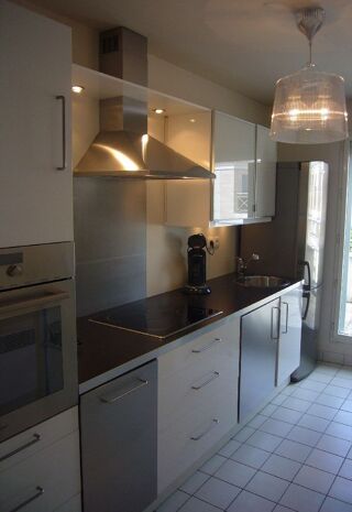  Appartement à louer 2 pièces 44 m² Courbevoie