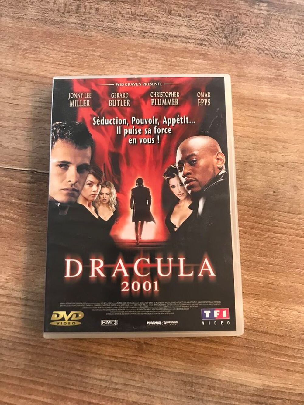 DVD " Dracula 2001 " DVD et blu-ray