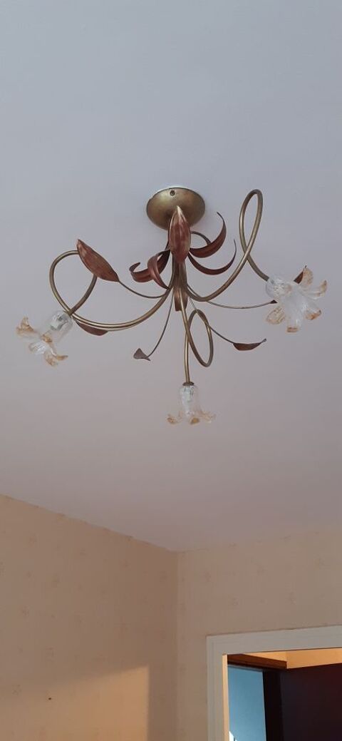 JOLI LUMINAIRE 3 LEDS 25 Saint-Herblain (44)