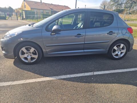 Peugeot 207 1.6 HDi 112ch FAP Féline