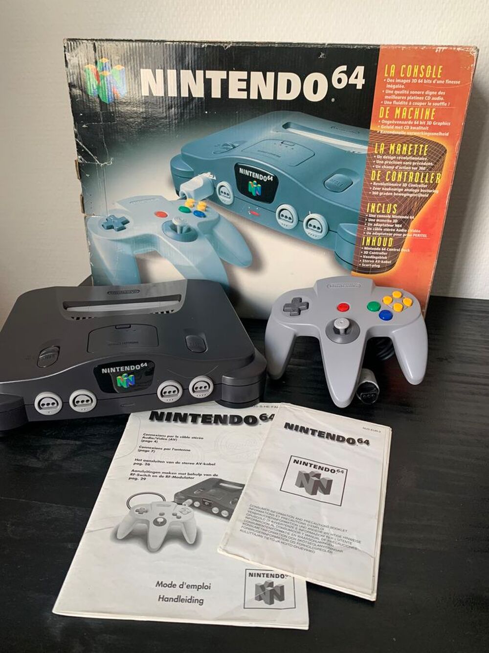 false Consoles et jeux vidéos