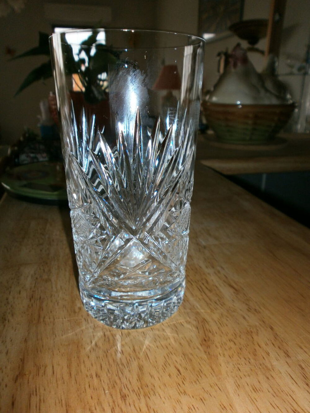 6 GRANDS VERRES TAILLES MAGNIFIQUE EN CRISTAL BACCARAT Cuisine
