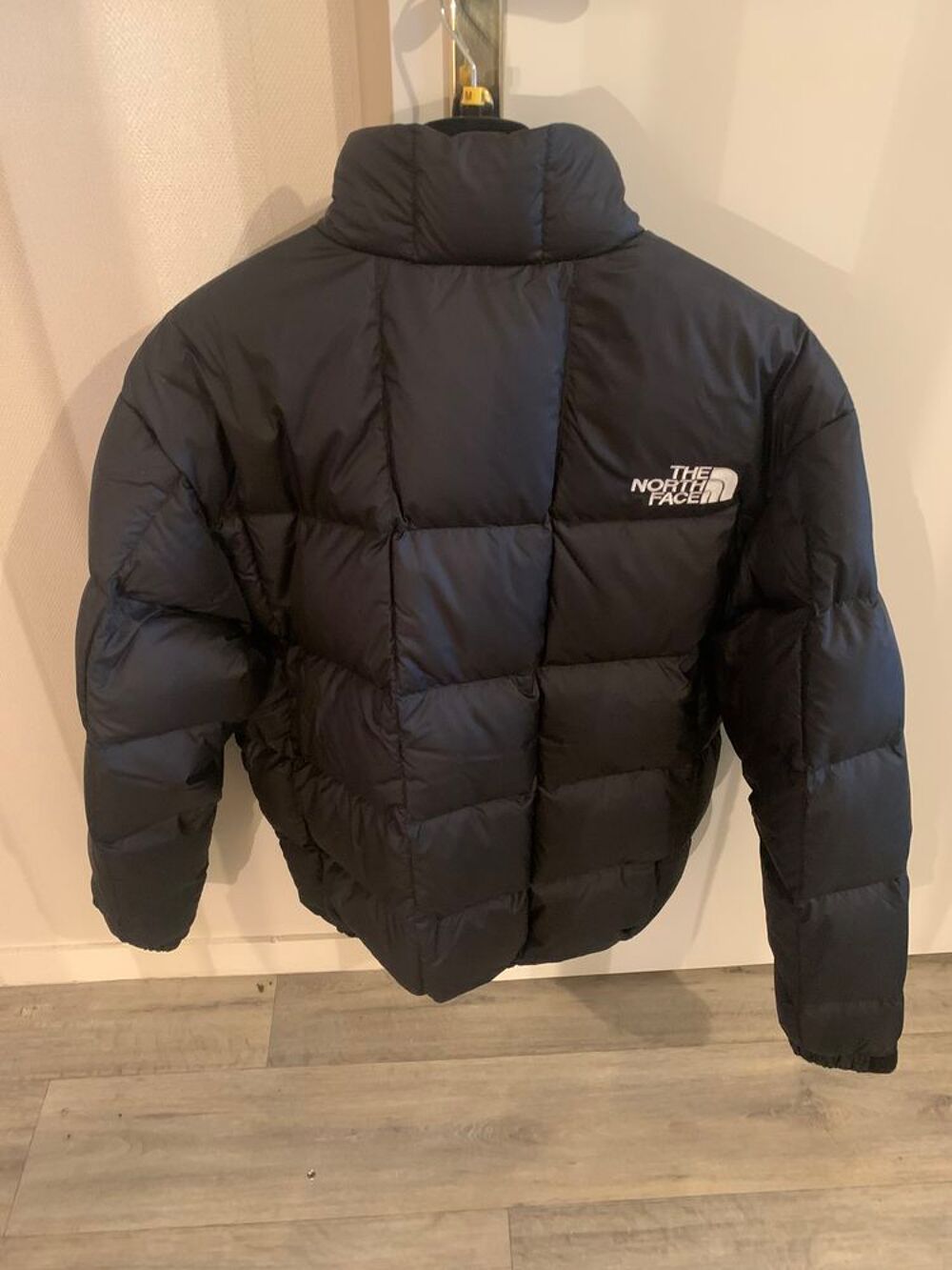 Doudoune originale The North Face homme neuve Vêtements
