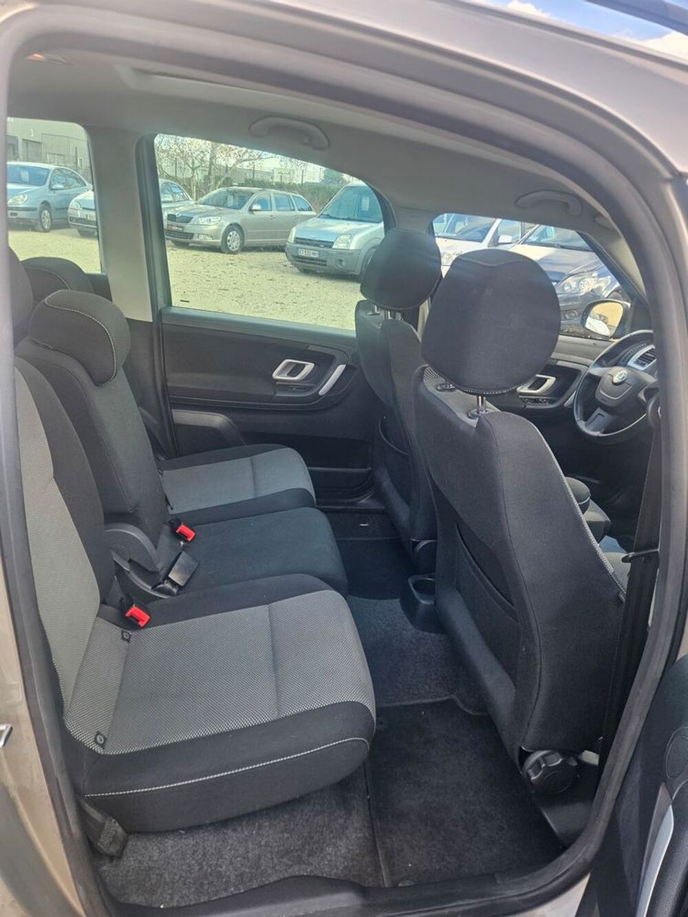 Roomster 1.9 TDI - 105 Ambiente 2009 occasion 89150 Saint-Val&eacute;rien