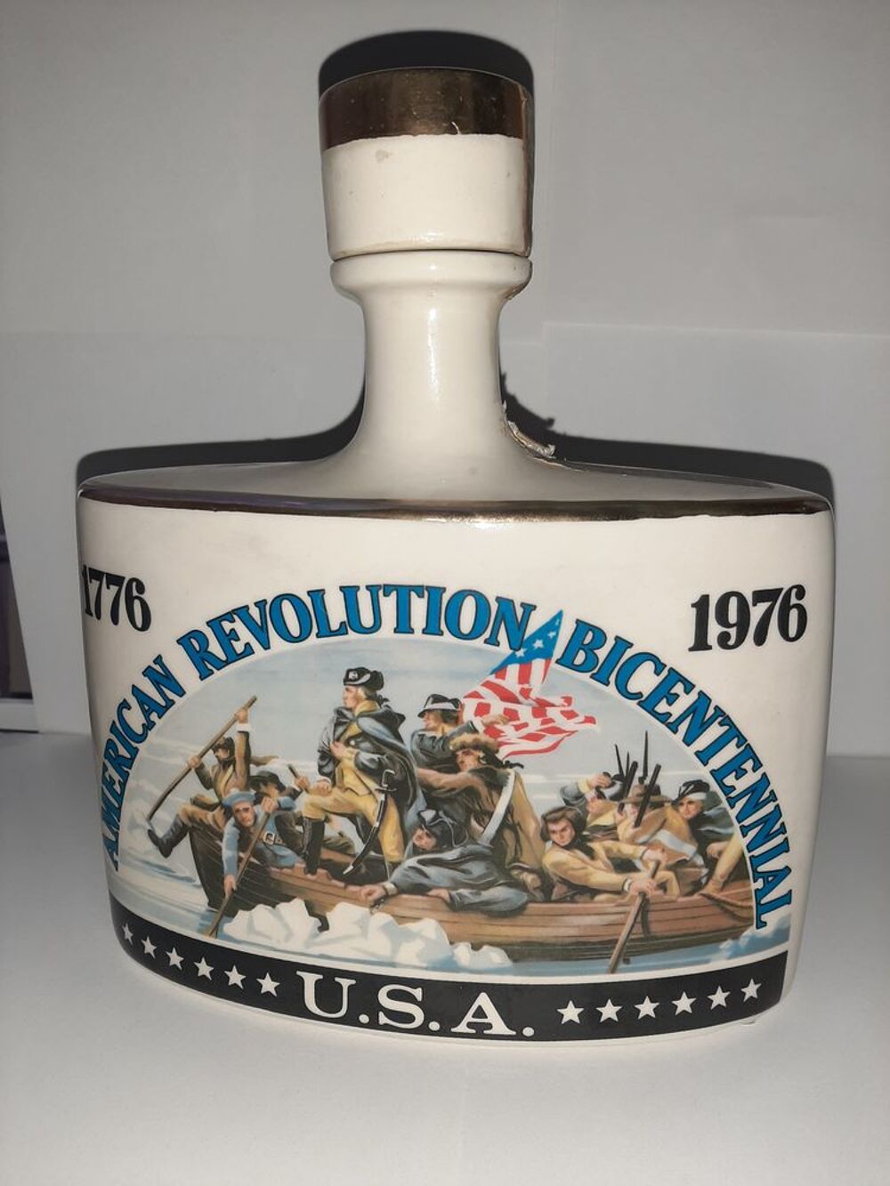  bouteille de Whisky (vide) collector - american revolution 