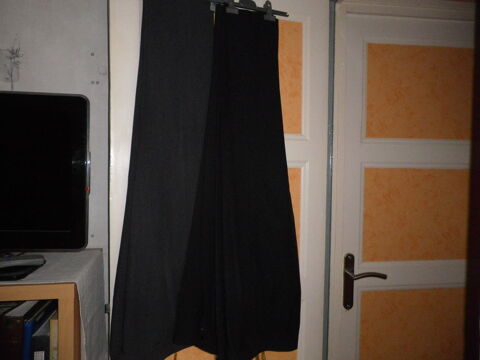 2 pantalons femme 12 Dijon (21)