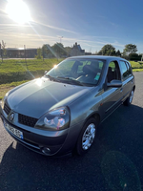 Clio II Clio 1.5 dCi - 65 Expression 2001 occasion 49680 Neuill&eacute;