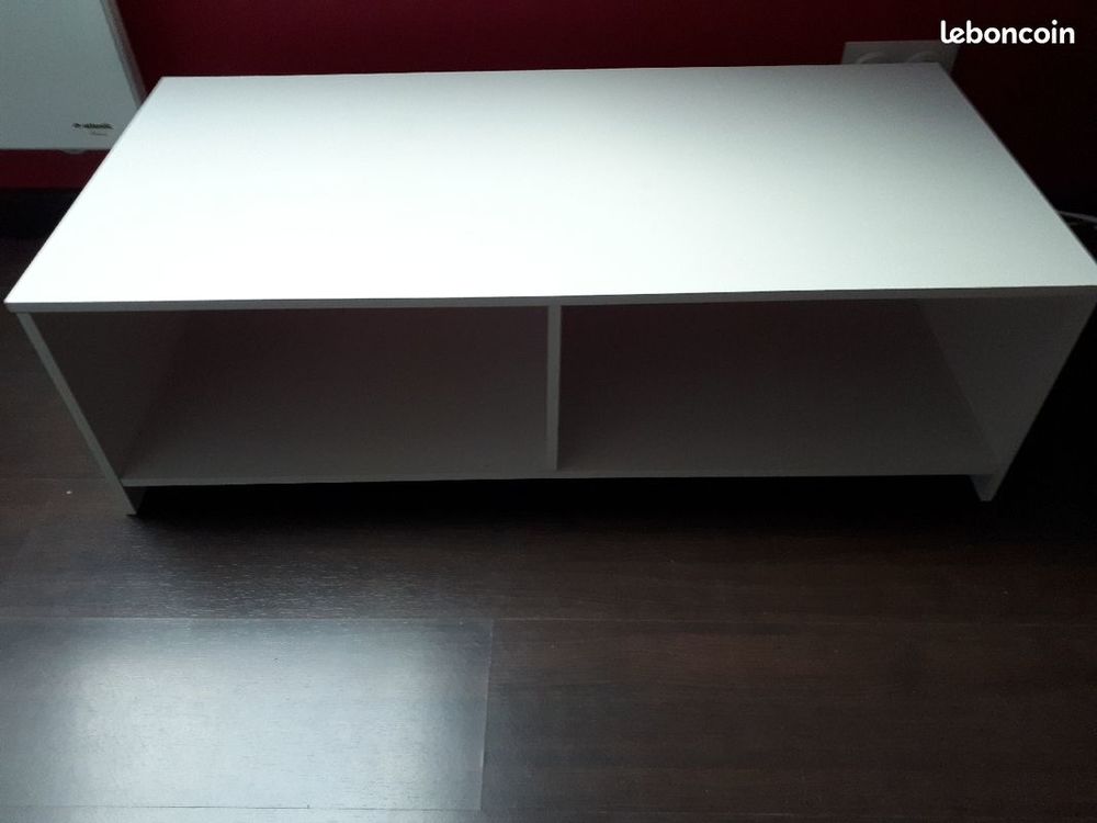 Meuble t&eacute;l&eacute; / Table basse Meubles