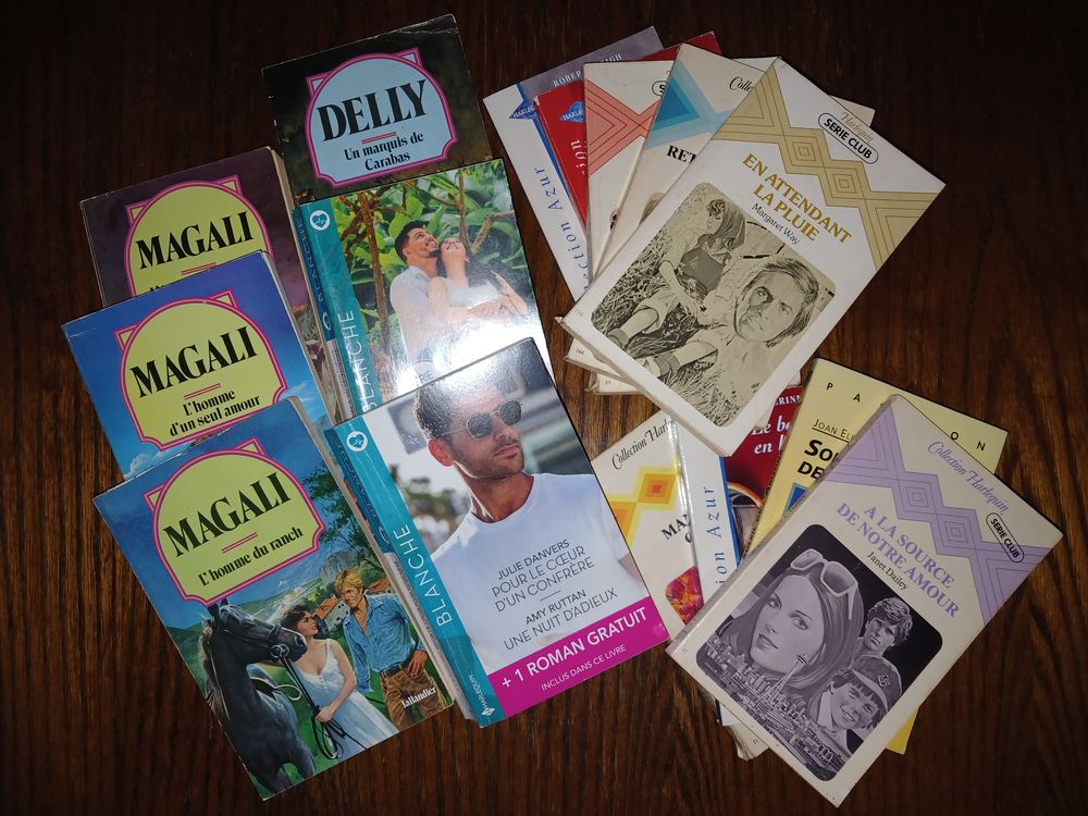lot de 15 livres Livres et BD