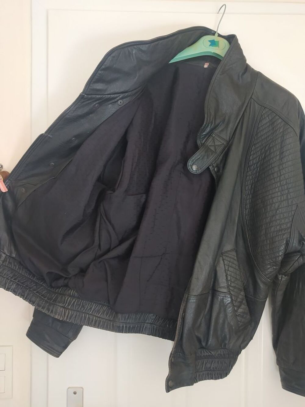 Blouson cuir noir Vêtements