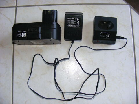 chargeur ACU 24 volts 0 Plédran (22)