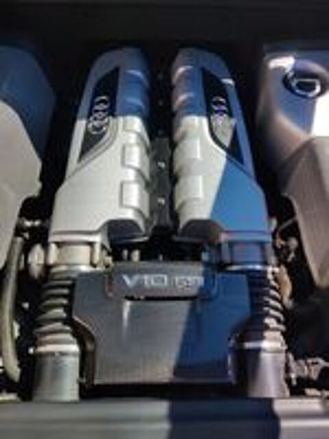 R8 V10 5.2 FSI 525 Quattro R-Tronic 2010 occasion 38300 Bourgoin-Jallieu